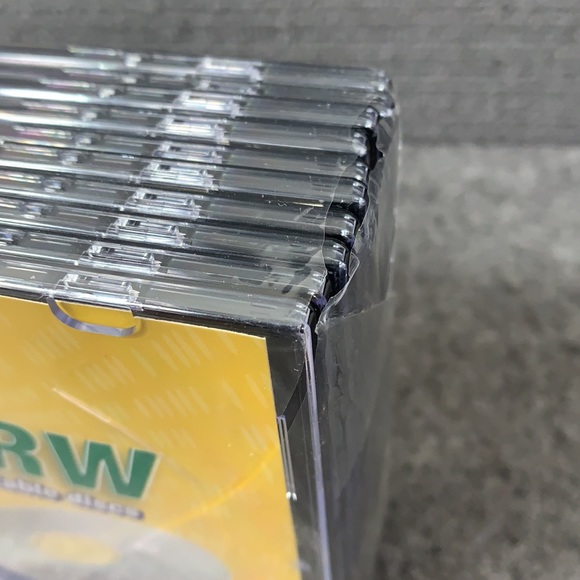 Staples DVD+RW Rewritable Discs 10-pack 4.7GB 2 Hrs Data Photos Music Video - Picture 8 of 12